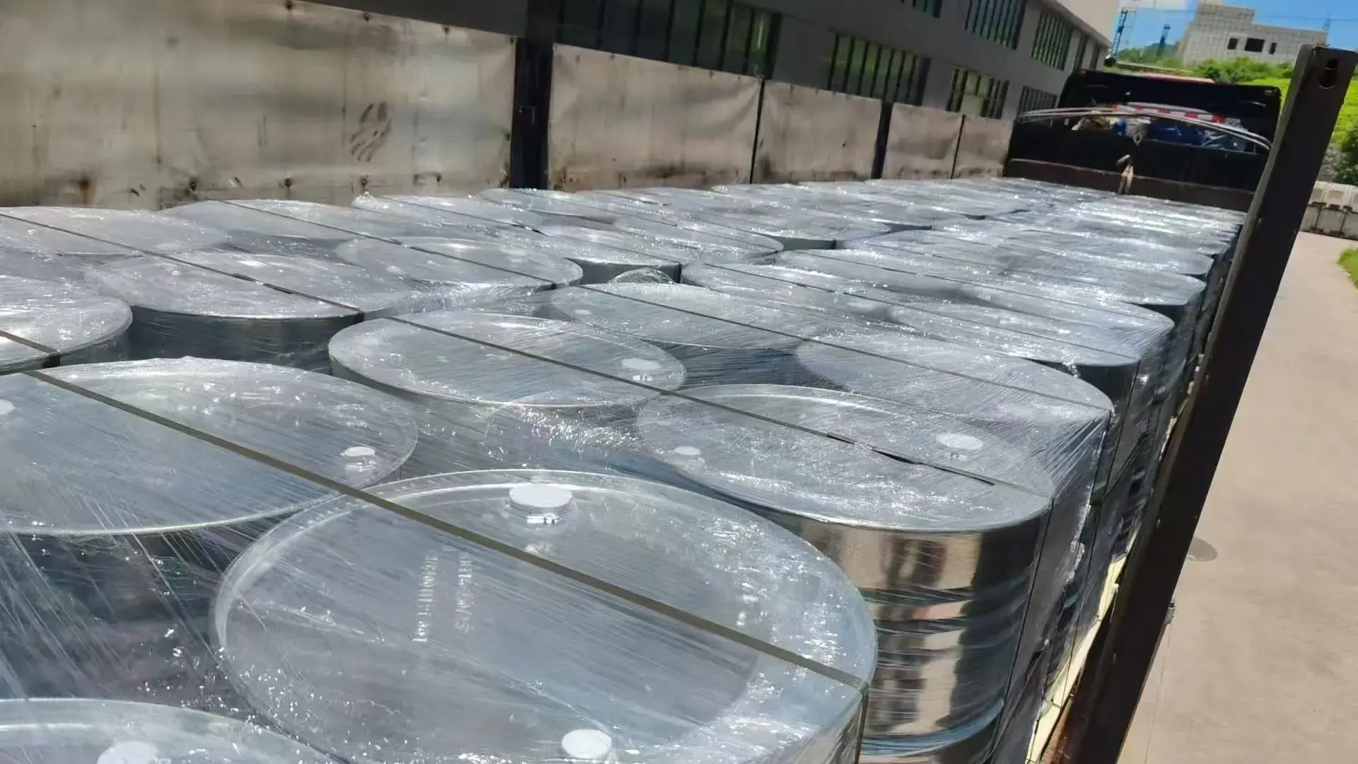 Bulk essential oils shipment (10)