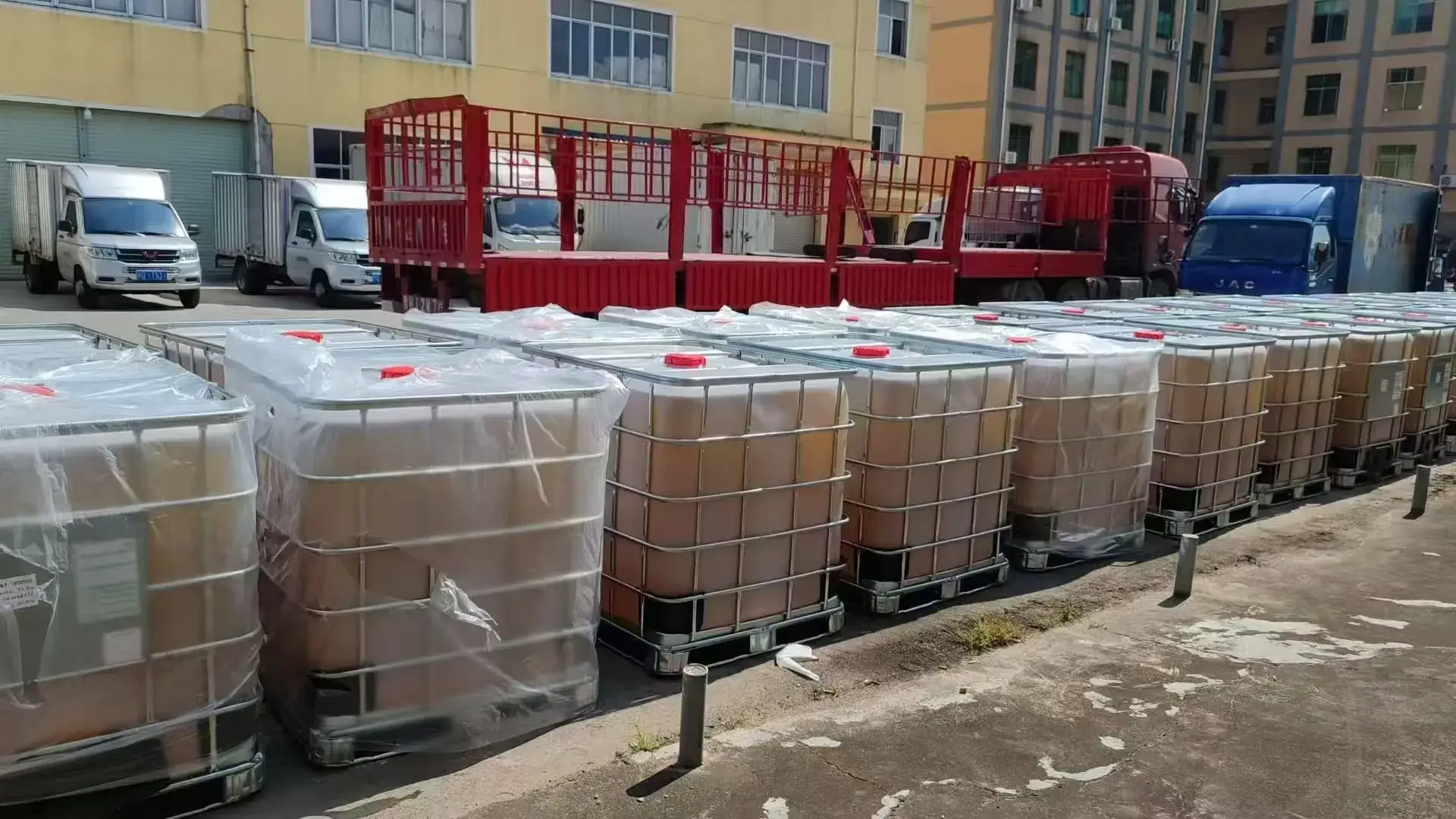Bulk essential oils shipment (13)